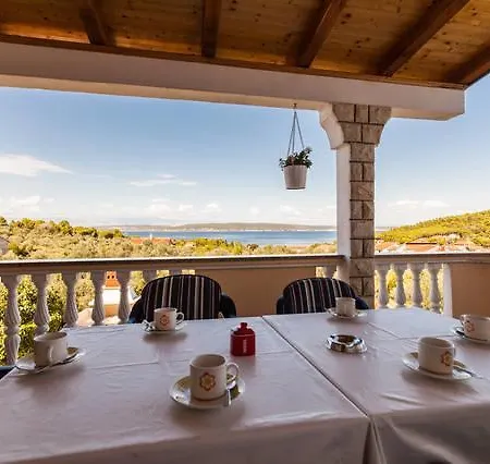 Bosotina Royal Sea View Куклица
