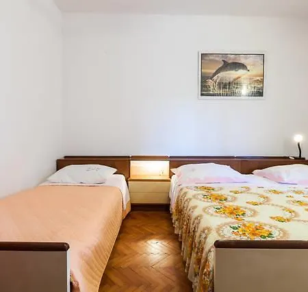 Bosotina Royal Sea View Апартаменты