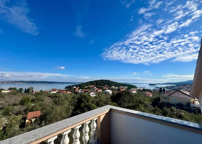 Bosotina Royal Sea View * تشوكييتزا